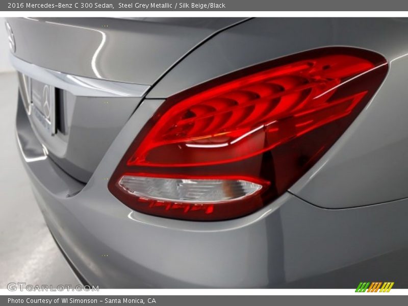 Steel Grey Metallic / Silk Beige/Black 2016 Mercedes-Benz C 300 Sedan