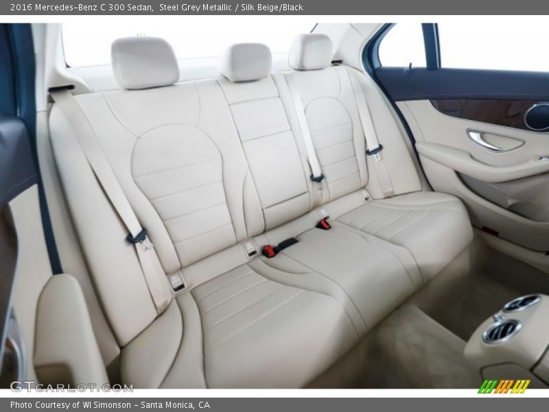 Steel Grey Metallic / Silk Beige/Black 2016 Mercedes-Benz C 300 Sedan