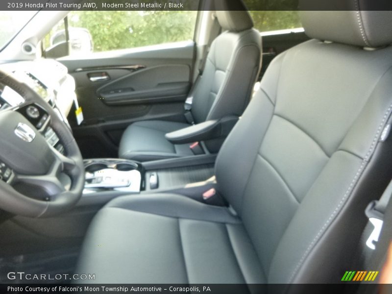 Modern Steel Metallic / Black 2019 Honda Pilot Touring AWD