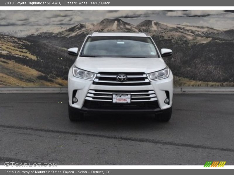 Blizzard White Pearl / Black 2018 Toyota Highlander SE AWD