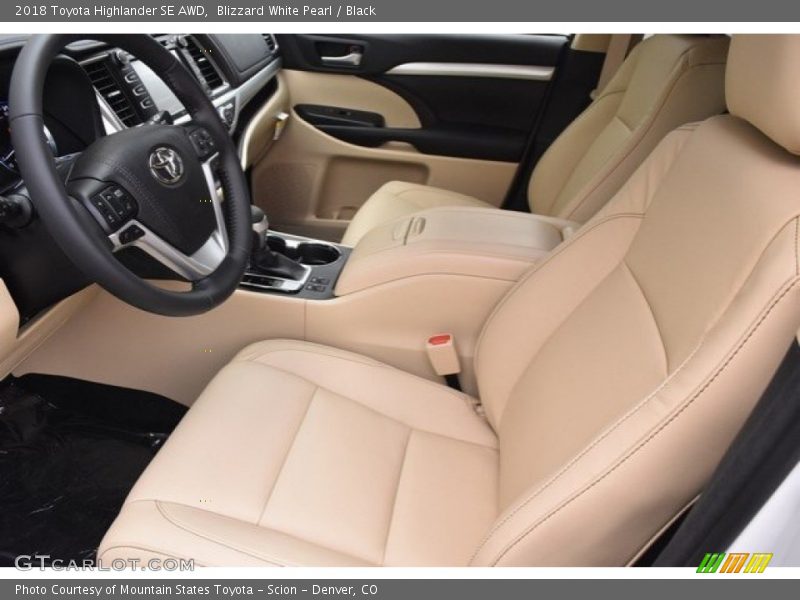 Blizzard White Pearl / Black 2018 Toyota Highlander SE AWD