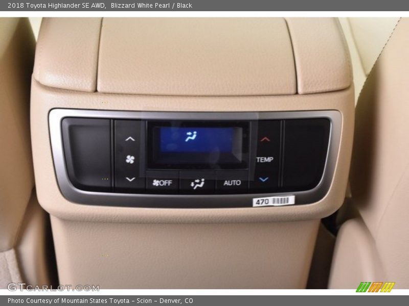 Blizzard White Pearl / Black 2018 Toyota Highlander SE AWD