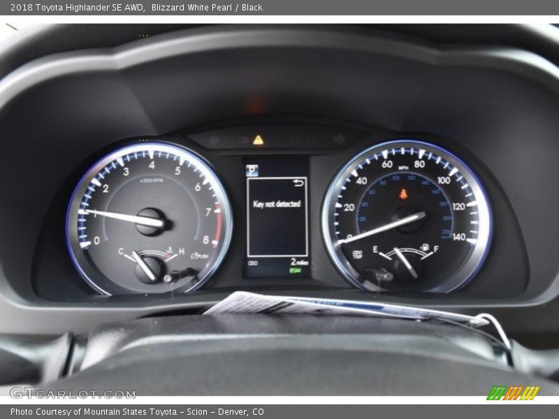 Blizzard White Pearl / Black 2018 Toyota Highlander SE AWD