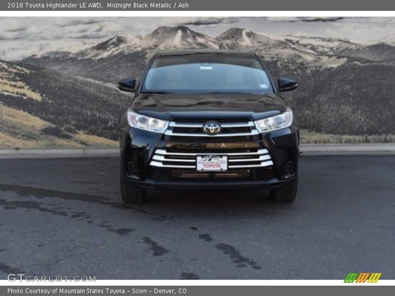 Midnight Black Metallic / Ash 2018 Toyota Highlander LE AWD