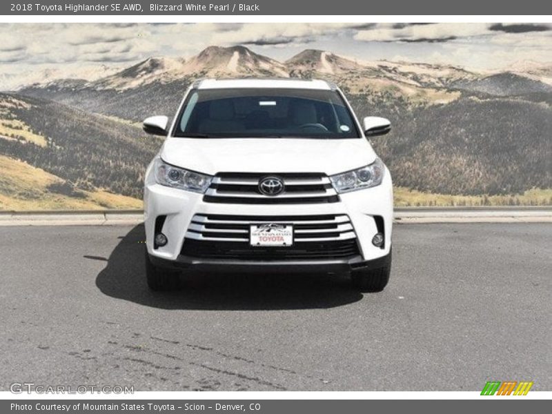 Blizzard White Pearl / Black 2018 Toyota Highlander SE AWD