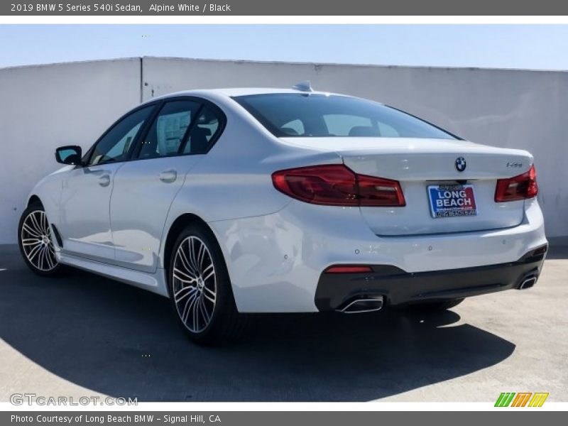 Alpine White / Black 2019 BMW 5 Series 540i Sedan