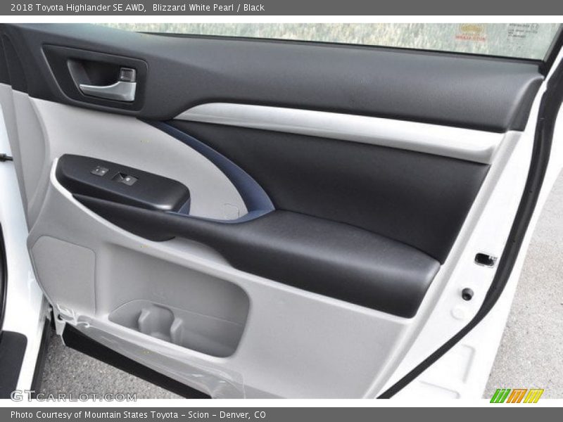 Blizzard White Pearl / Black 2018 Toyota Highlander SE AWD