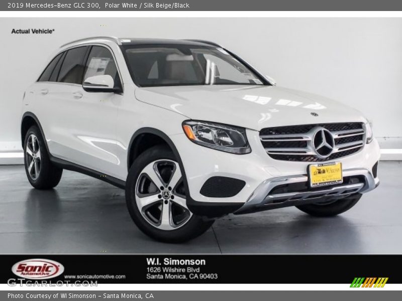 Polar White / Silk Beige/Black 2019 Mercedes-Benz GLC 300