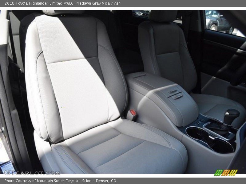 Predawn Gray Mica / Ash 2018 Toyota Highlander Limited AWD