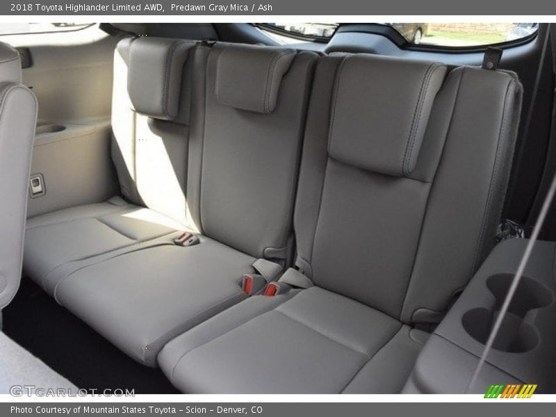 Predawn Gray Mica / Ash 2018 Toyota Highlander Limited AWD
