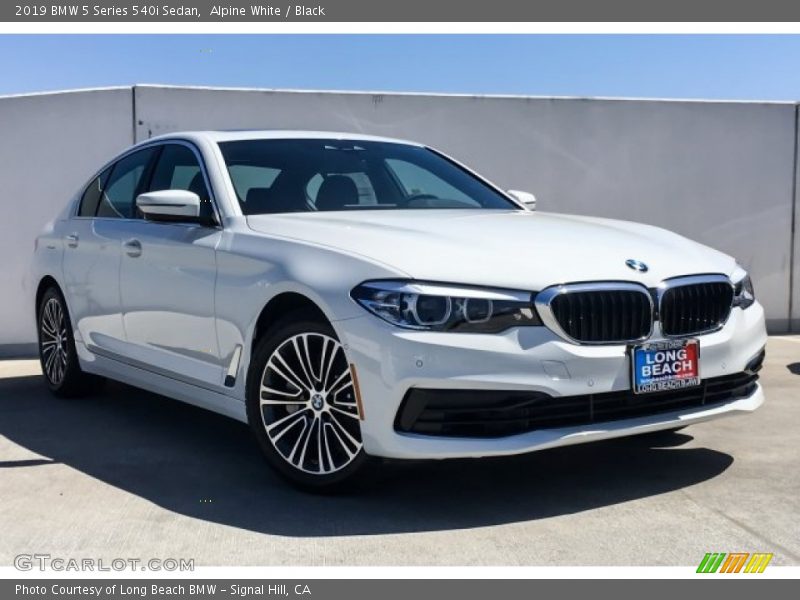 Alpine White / Black 2019 BMW 5 Series 540i Sedan
