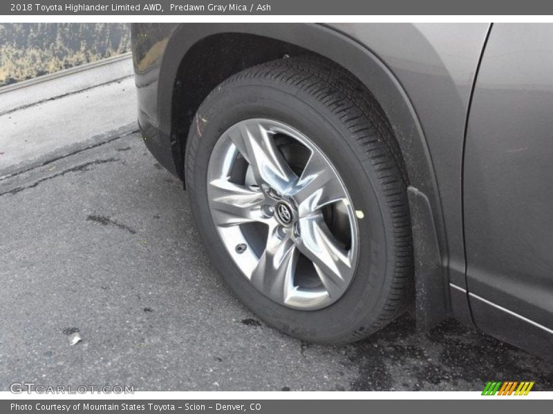 Predawn Gray Mica / Ash 2018 Toyota Highlander Limited AWD