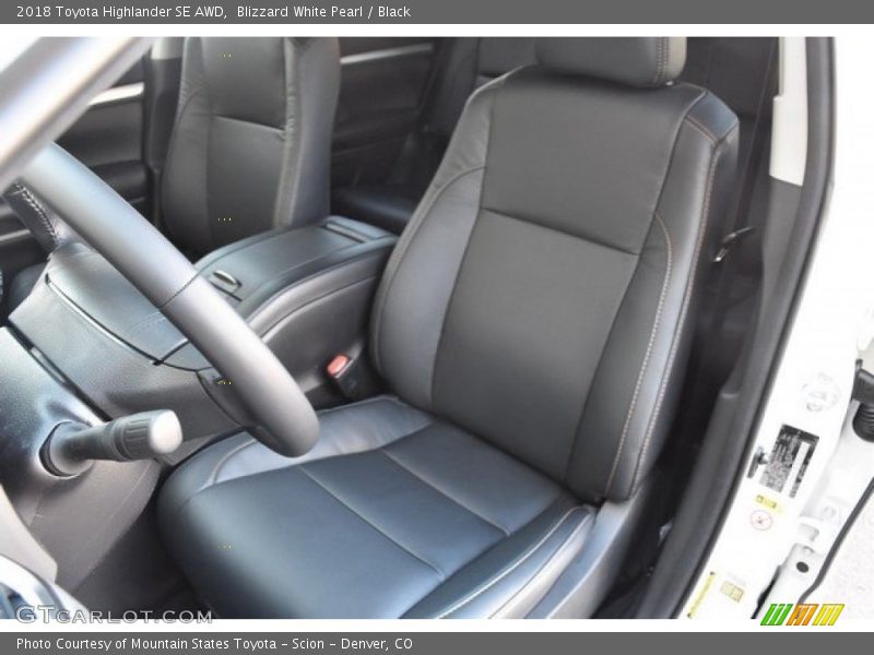 Blizzard White Pearl / Black 2018 Toyota Highlander SE AWD
