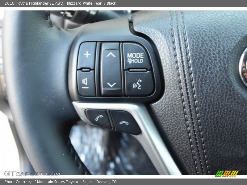 Blizzard White Pearl / Black 2018 Toyota Highlander SE AWD