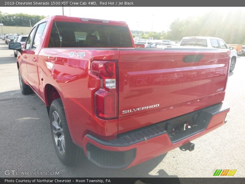 Red Hot / Jet Black 2019 Chevrolet Silverado 1500 RST Crew Cab 4WD