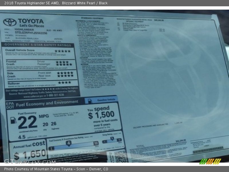 Blizzard White Pearl / Black 2018 Toyota Highlander SE AWD