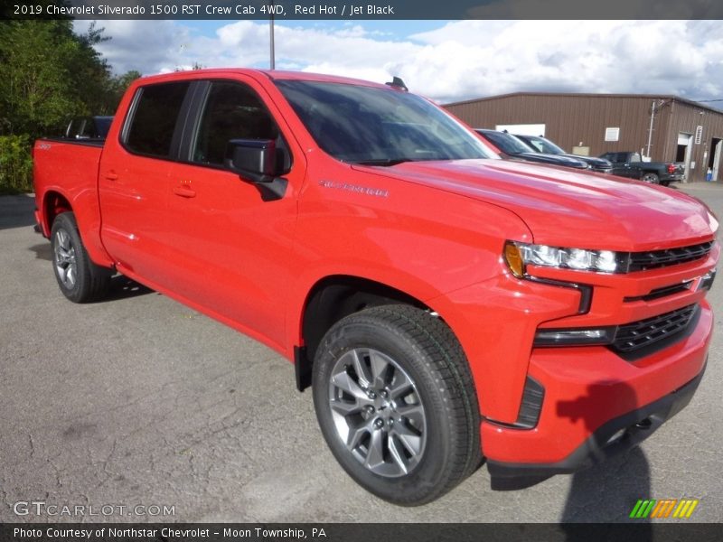 Red Hot / Jet Black 2019 Chevrolet Silverado 1500 RST Crew Cab 4WD