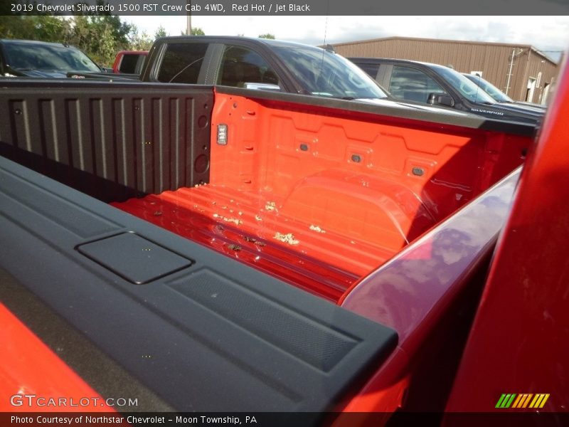 Red Hot / Jet Black 2019 Chevrolet Silverado 1500 RST Crew Cab 4WD
