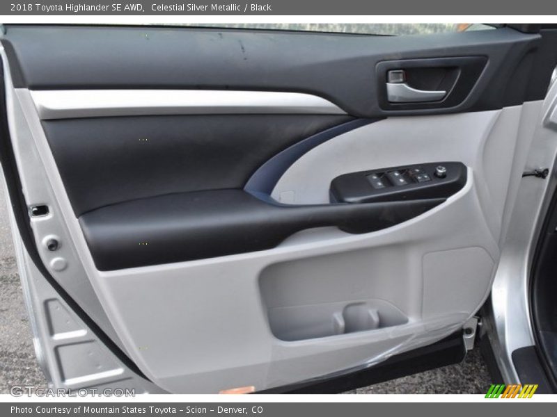 Celestial Silver Metallic / Black 2018 Toyota Highlander SE AWD