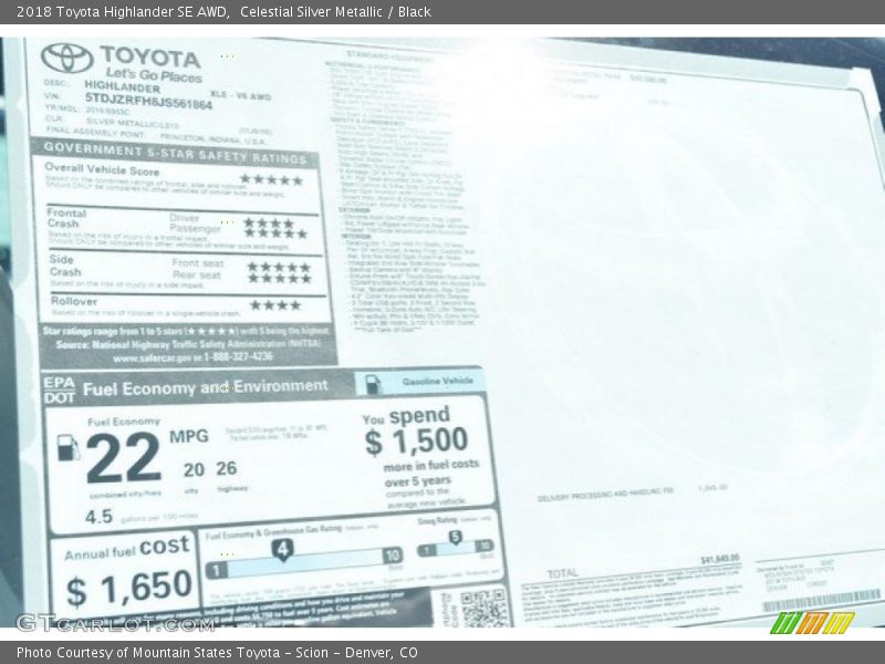 Celestial Silver Metallic / Black 2018 Toyota Highlander SE AWD