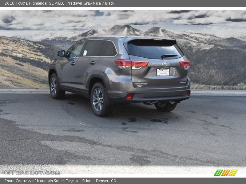 Predawn Gray Mica / Black 2018 Toyota Highlander SE AWD