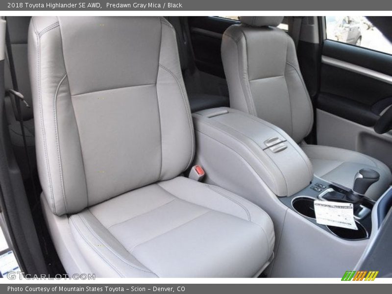Predawn Gray Mica / Black 2018 Toyota Highlander SE AWD