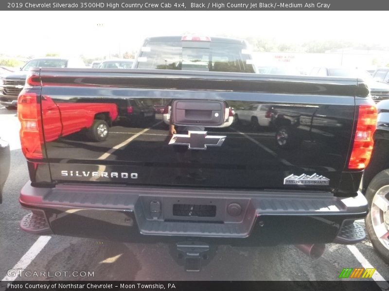 Black / High Country Jet Black/­Medium Ash Gray 2019 Chevrolet Silverado 3500HD High Country Crew Cab 4x4