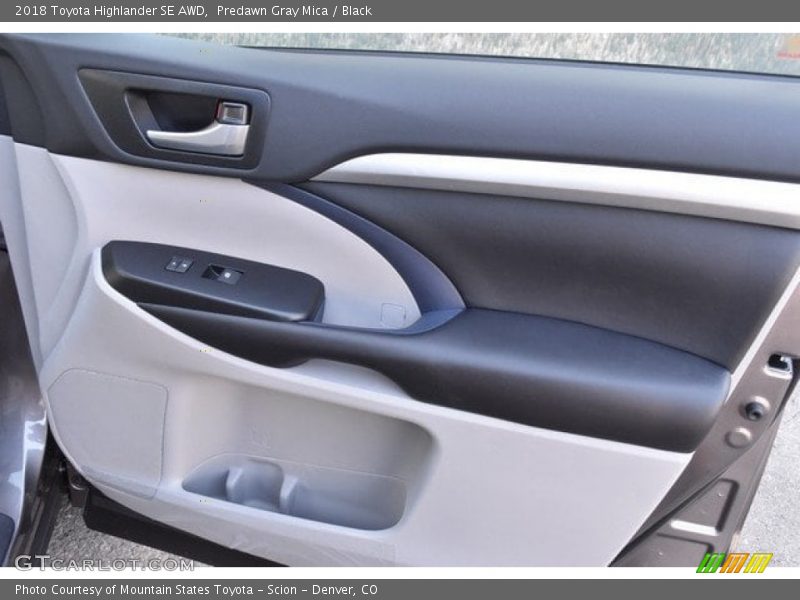 Predawn Gray Mica / Black 2018 Toyota Highlander SE AWD