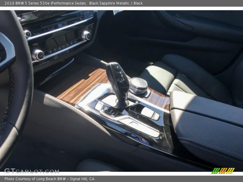 Black Sapphire Metallic / Black 2019 BMW 5 Series 530e iPerformance Sedan