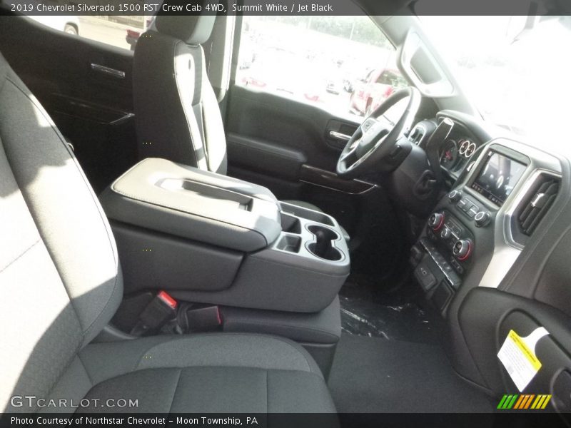 Summit White / Jet Black 2019 Chevrolet Silverado 1500 RST Crew Cab 4WD