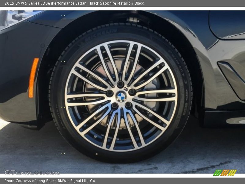 Black Sapphire Metallic / Black 2019 BMW 5 Series 530e iPerformance Sedan