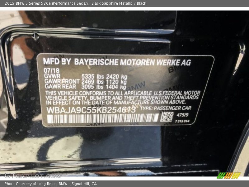 Black Sapphire Metallic / Black 2019 BMW 5 Series 530e iPerformance Sedan