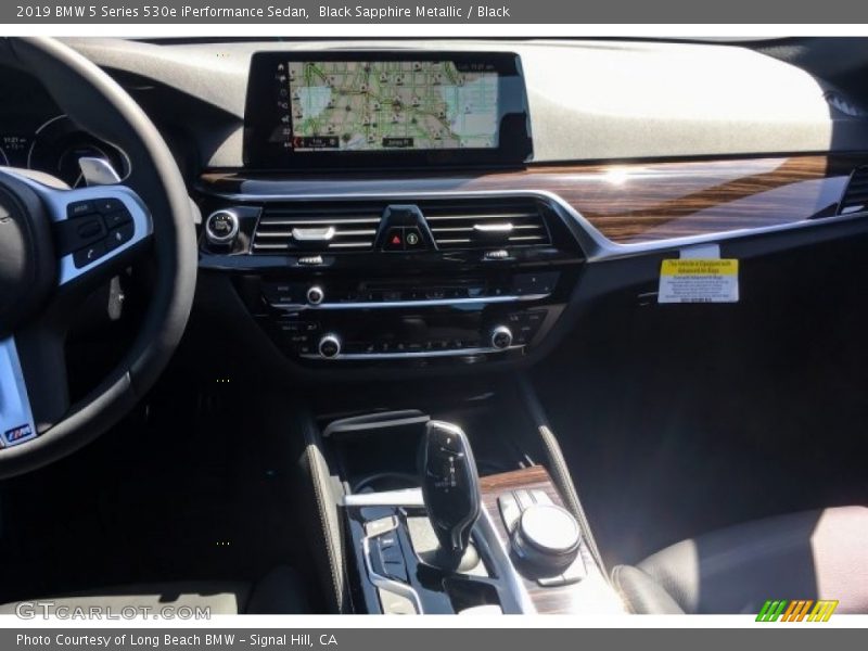 Black Sapphire Metallic / Black 2019 BMW 5 Series 530e iPerformance Sedan