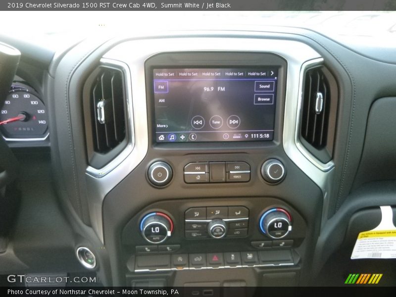 Summit White / Jet Black 2019 Chevrolet Silverado 1500 RST Crew Cab 4WD