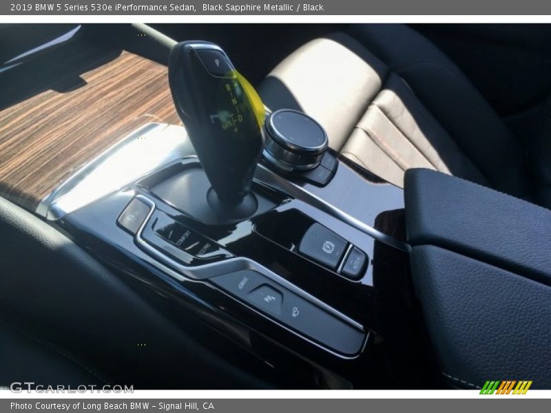 Black Sapphire Metallic / Black 2019 BMW 5 Series 530e iPerformance Sedan
