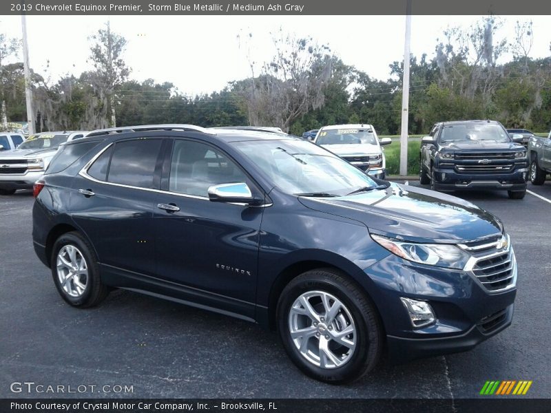 Front 3/4 View of 2019 Equinox Premier