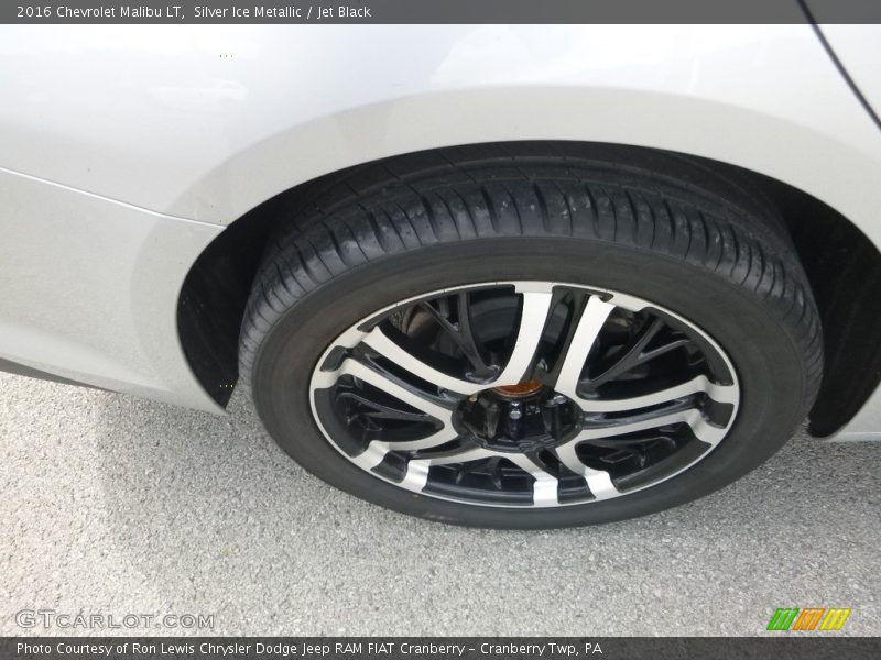 Silver Ice Metallic / Jet Black 2016 Chevrolet Malibu LT