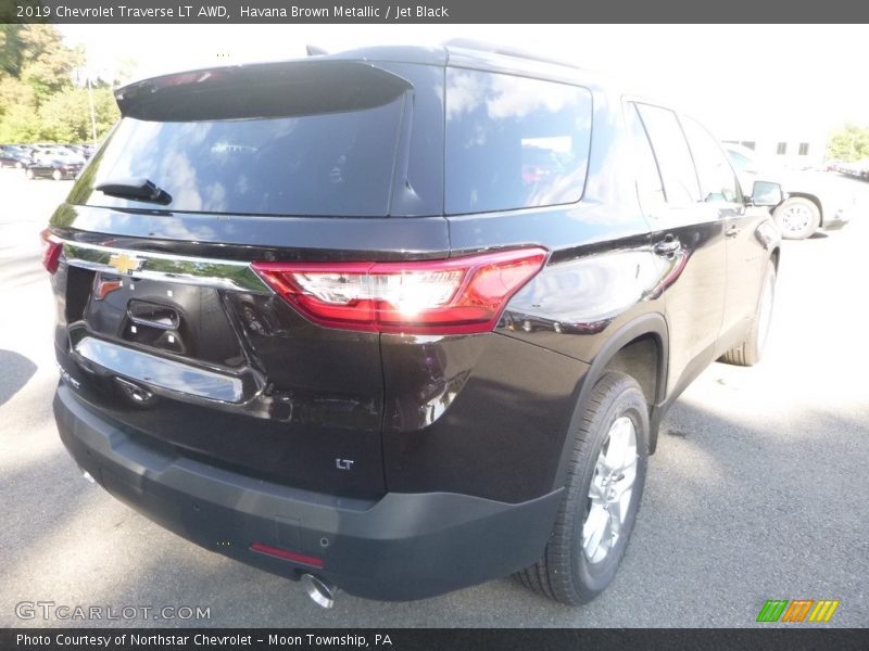 Havana Brown Metallic / Jet Black 2019 Chevrolet Traverse LT AWD