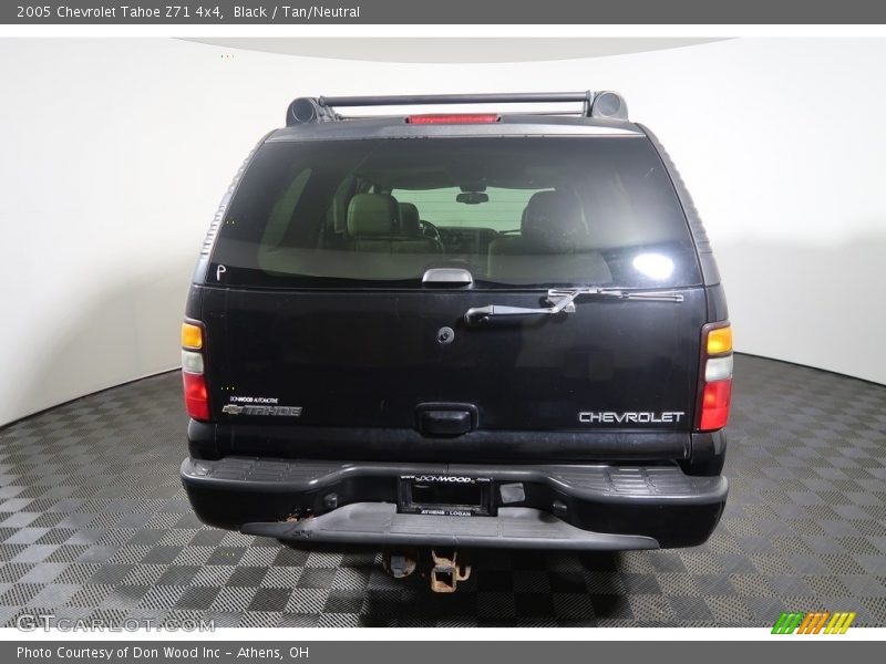Black / Tan/Neutral 2005 Chevrolet Tahoe Z71 4x4