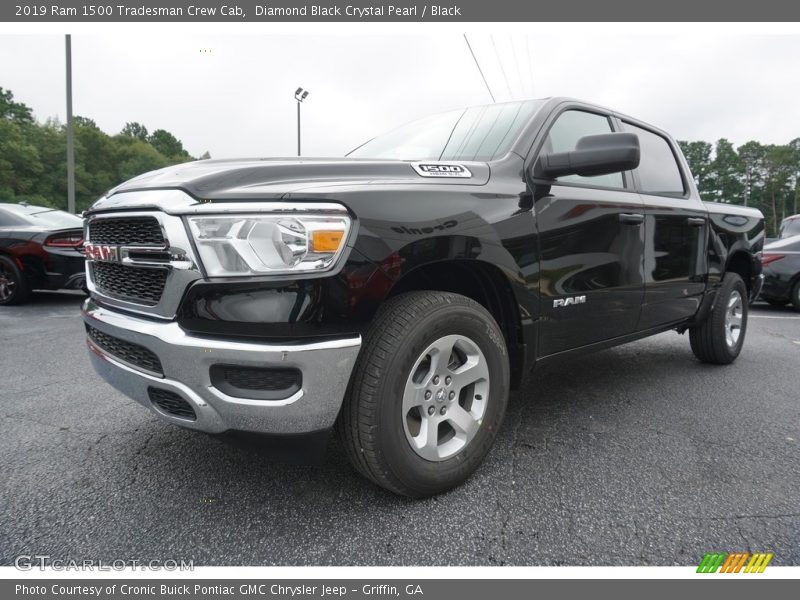 Diamond Black Crystal Pearl / Black 2019 Ram 1500 Tradesman Crew Cab