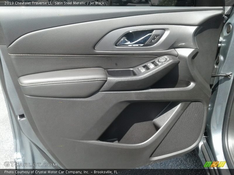 Satin Steel Metallic / Jet Black 2019 Chevrolet Traverse LS