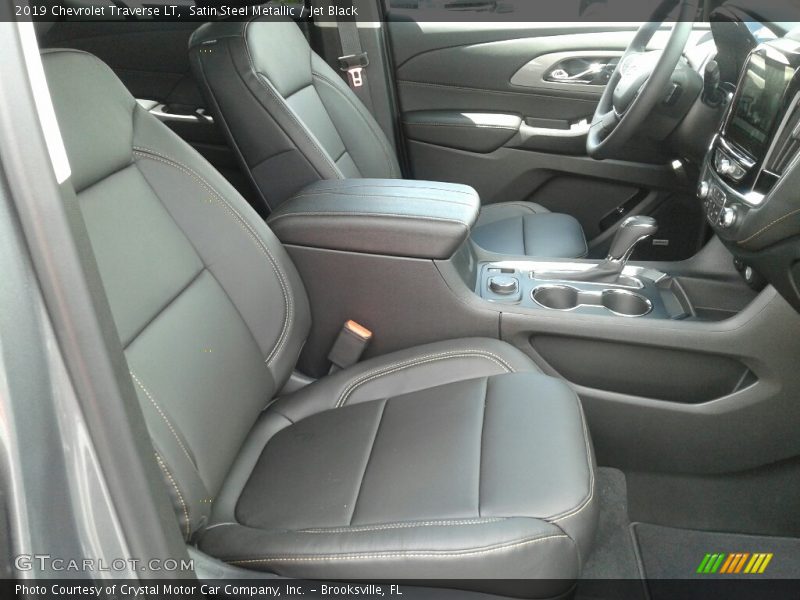 Satin Steel Metallic / Jet Black 2019 Chevrolet Traverse LT