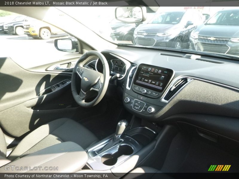 Mosaic Black Metallic / Jet Black 2018 Chevrolet Malibu LT