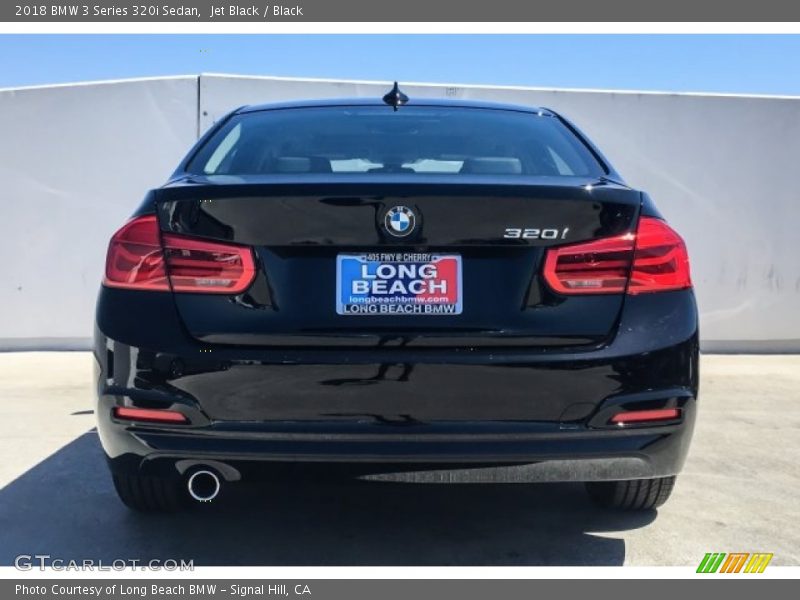 Jet Black / Black 2018 BMW 3 Series 320i Sedan
