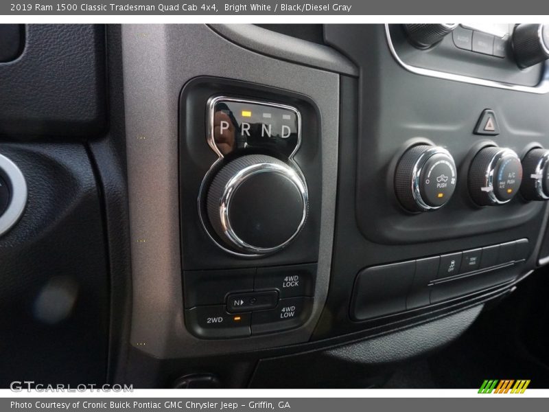 Bright White / Black/Diesel Gray 2019 Ram 1500 Classic Tradesman Quad Cab 4x4