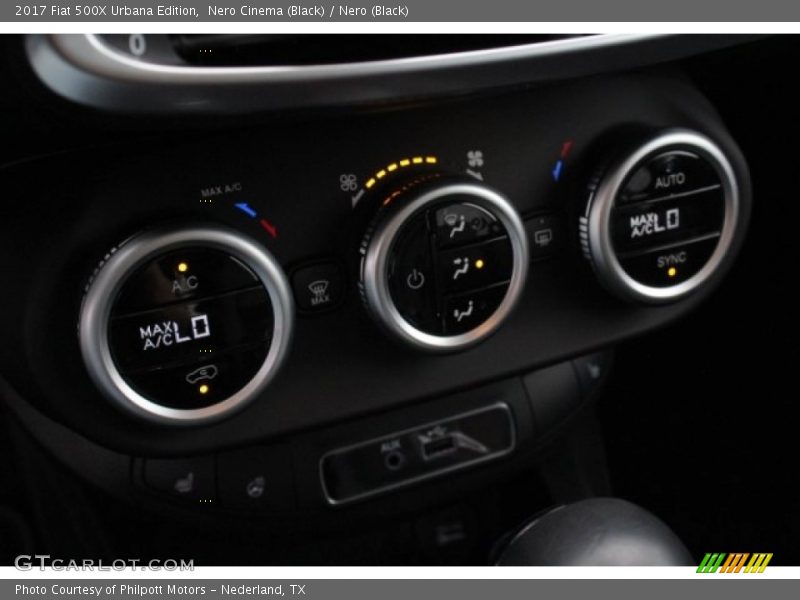 Controls of 2017 500X Urbana Edition