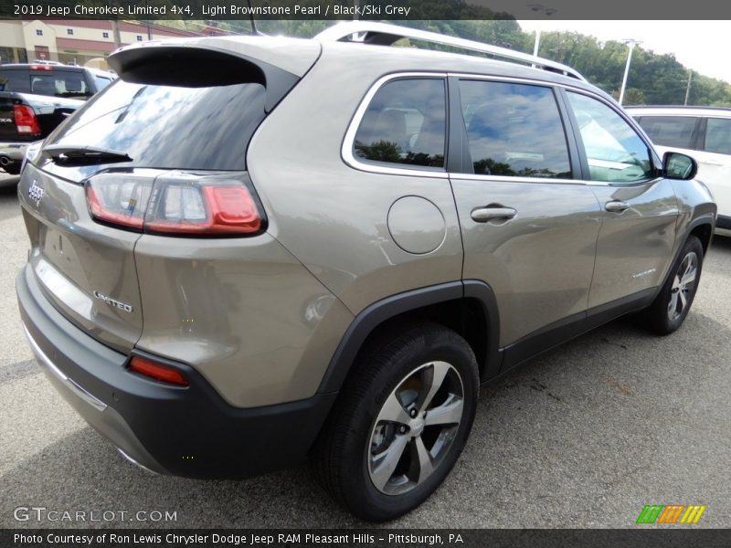 Light Brownstone Pearl / Black/Ski Grey 2019 Jeep Cherokee Limited 4x4