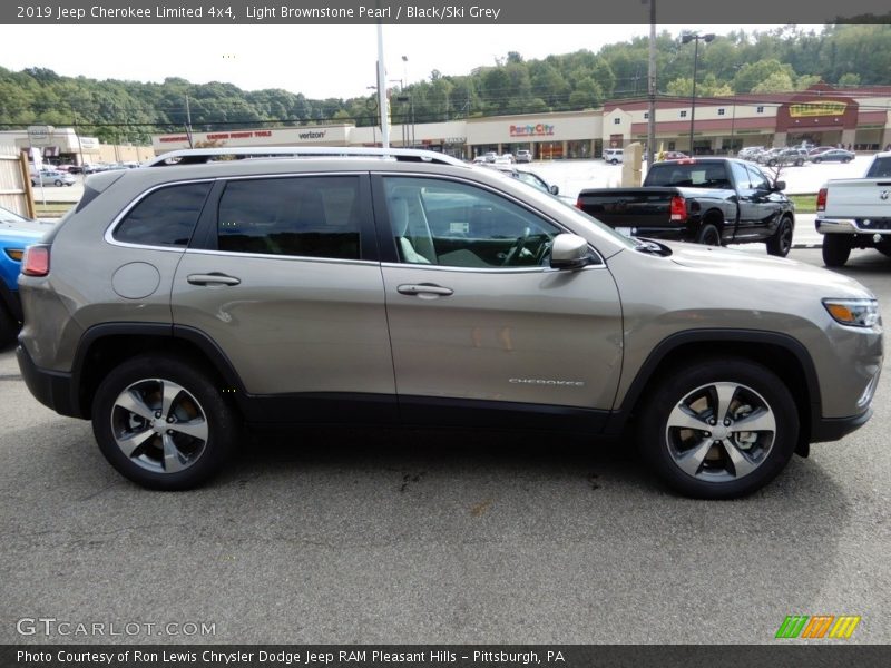 Light Brownstone Pearl / Black/Ski Grey 2019 Jeep Cherokee Limited 4x4