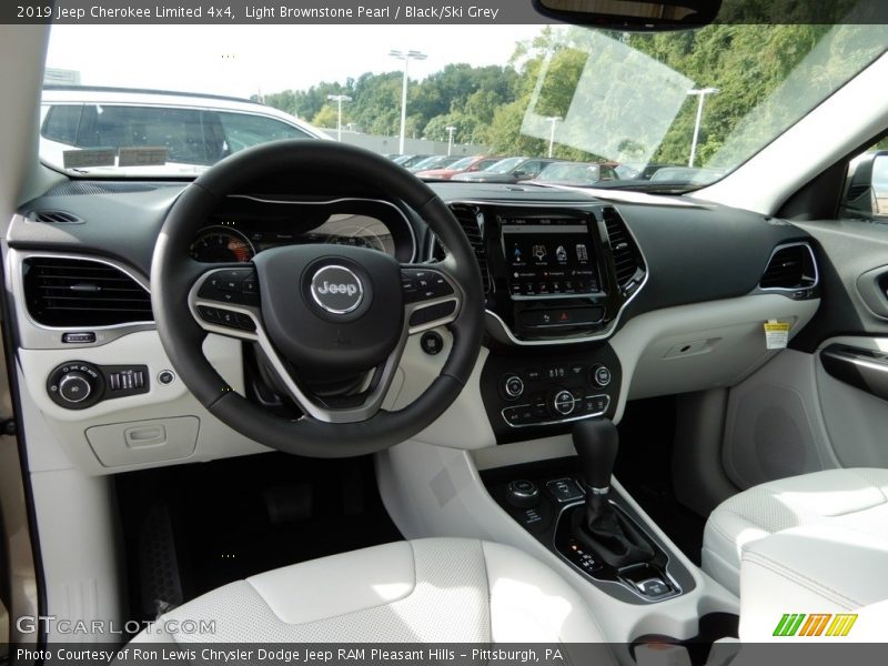 Light Brownstone Pearl / Black/Ski Grey 2019 Jeep Cherokee Limited 4x4