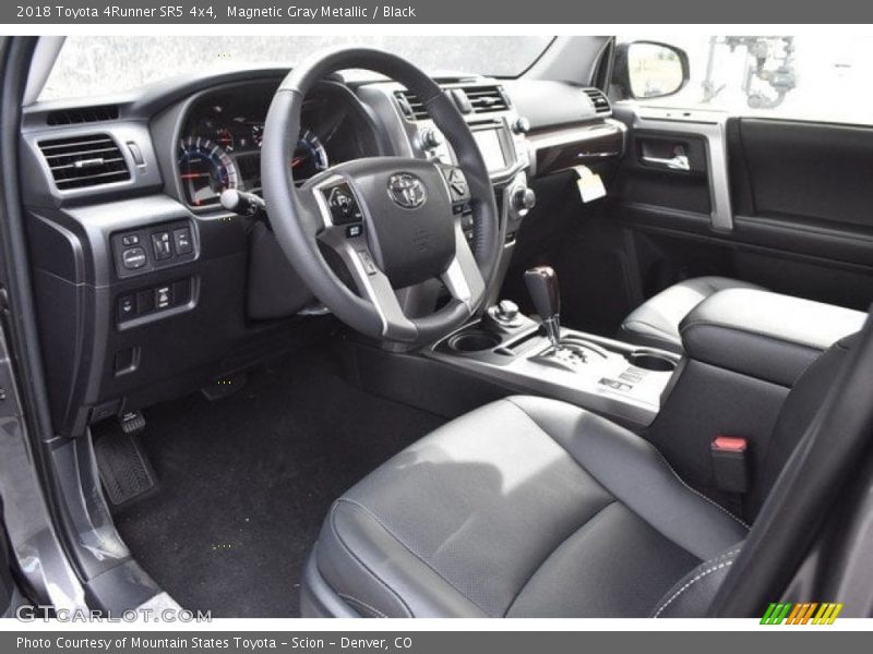 Magnetic Gray Metallic / Black 2018 Toyota 4Runner SR5 4x4